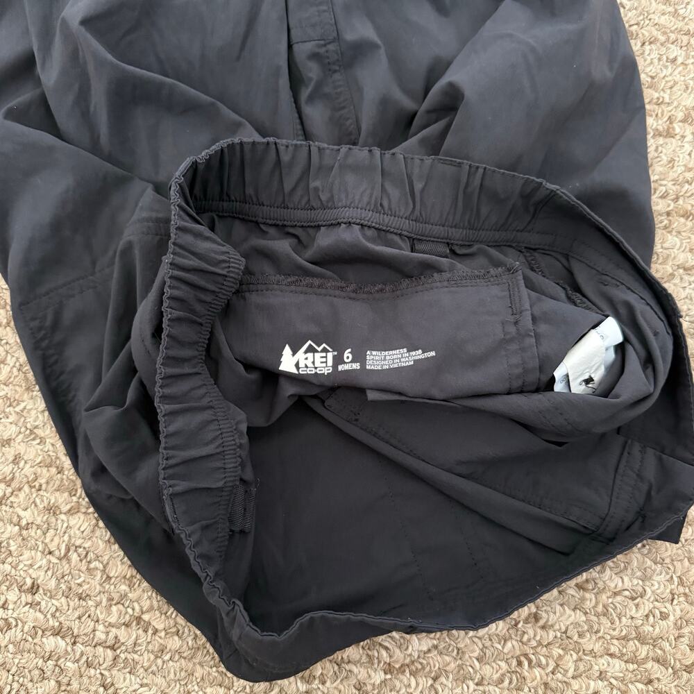 REI Co-Op | Women’s Sz 6 Black Pull On Textured Hiking Pants Outdoors Waterproof - Picture 7 of 9